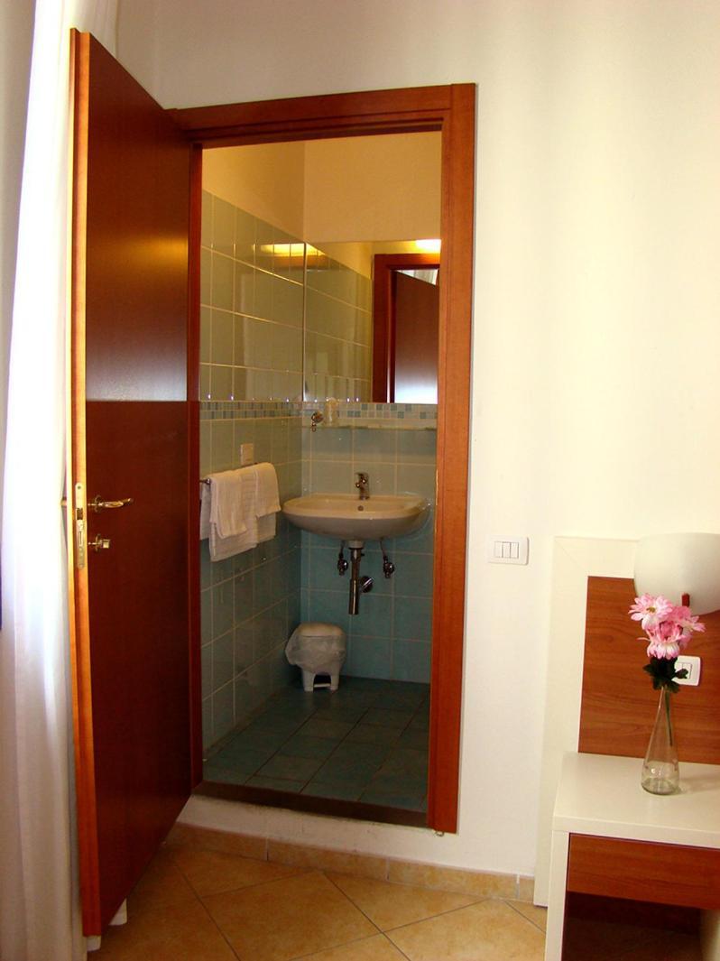 B&B Soggiorno Ponte Rosso Флоренция Экстерьер фото