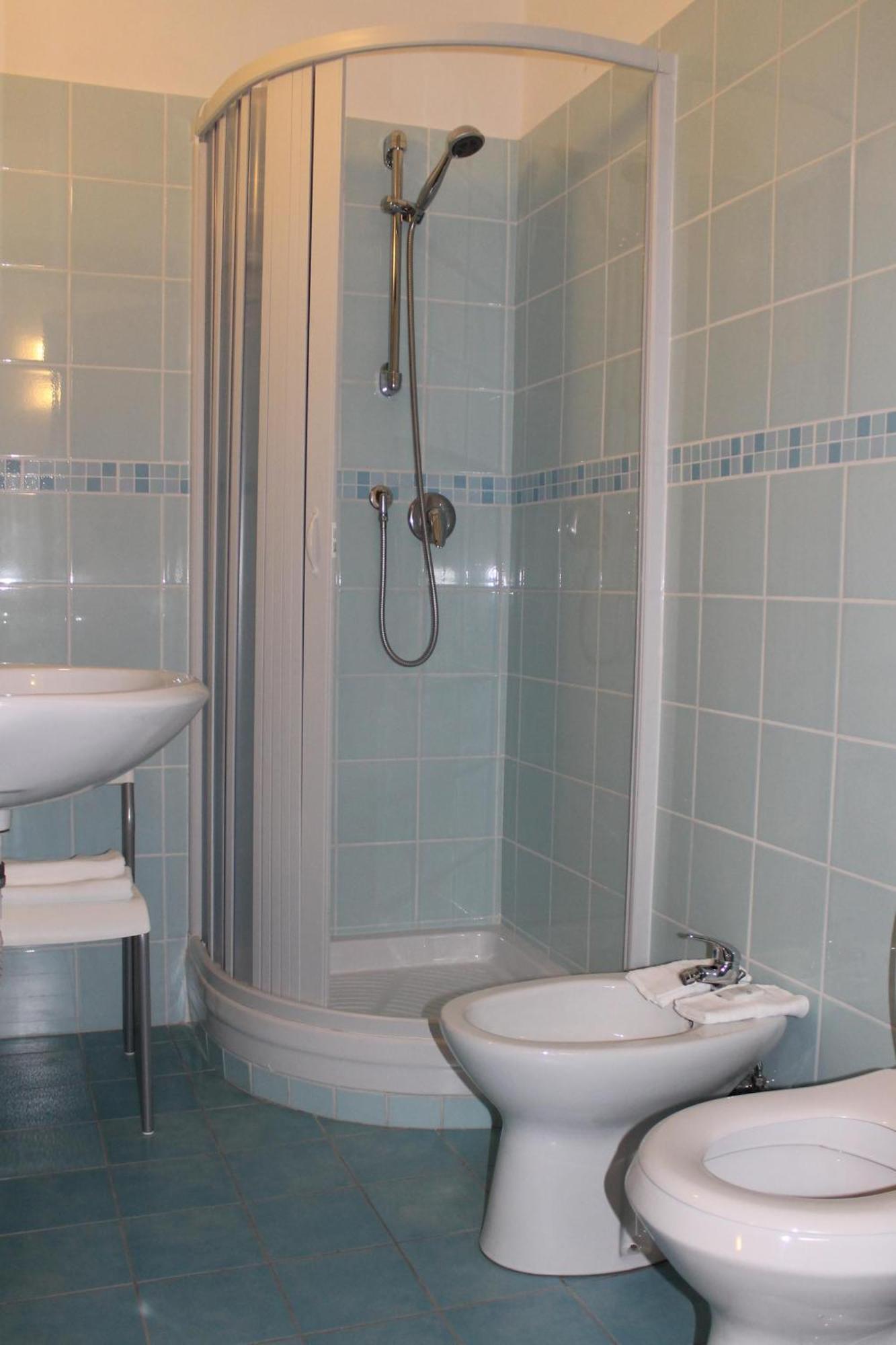 B&B Soggiorno Ponte Rosso Флоренция Экстерьер фото